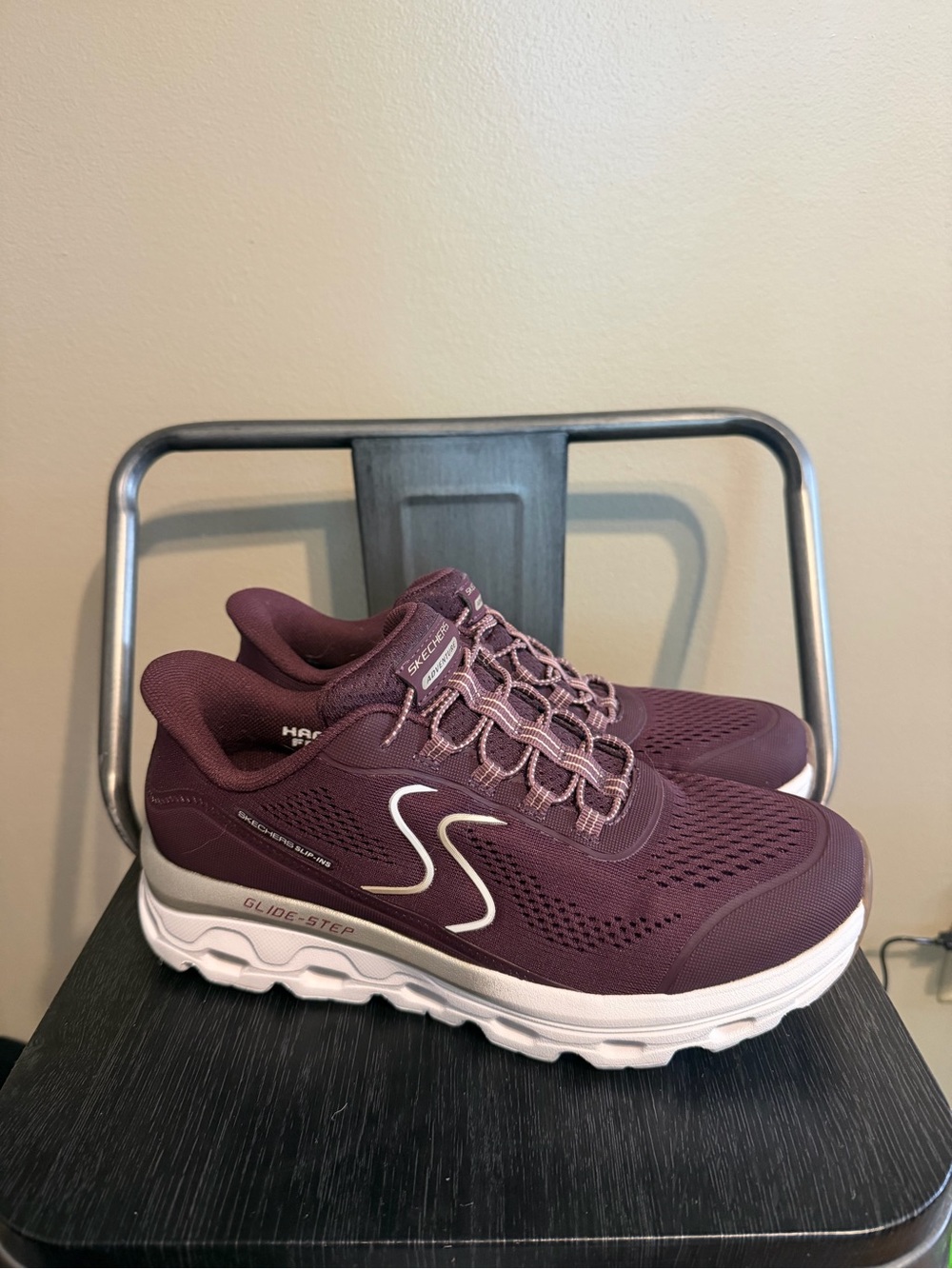 Skechers Women's Burgundy/White Glide-Step Sneakers